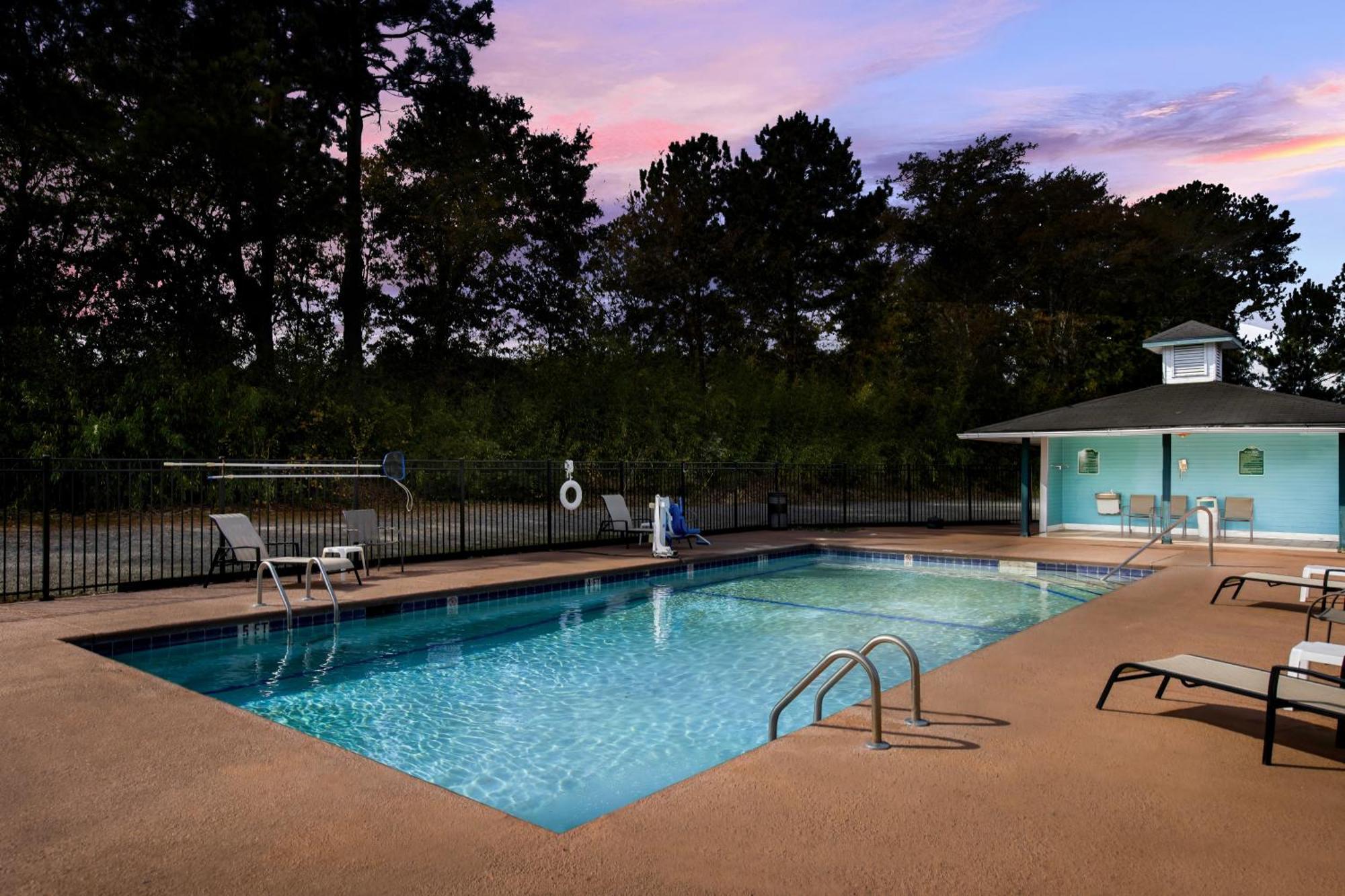 Quality Inn & Suites Vidalia Exterior photo