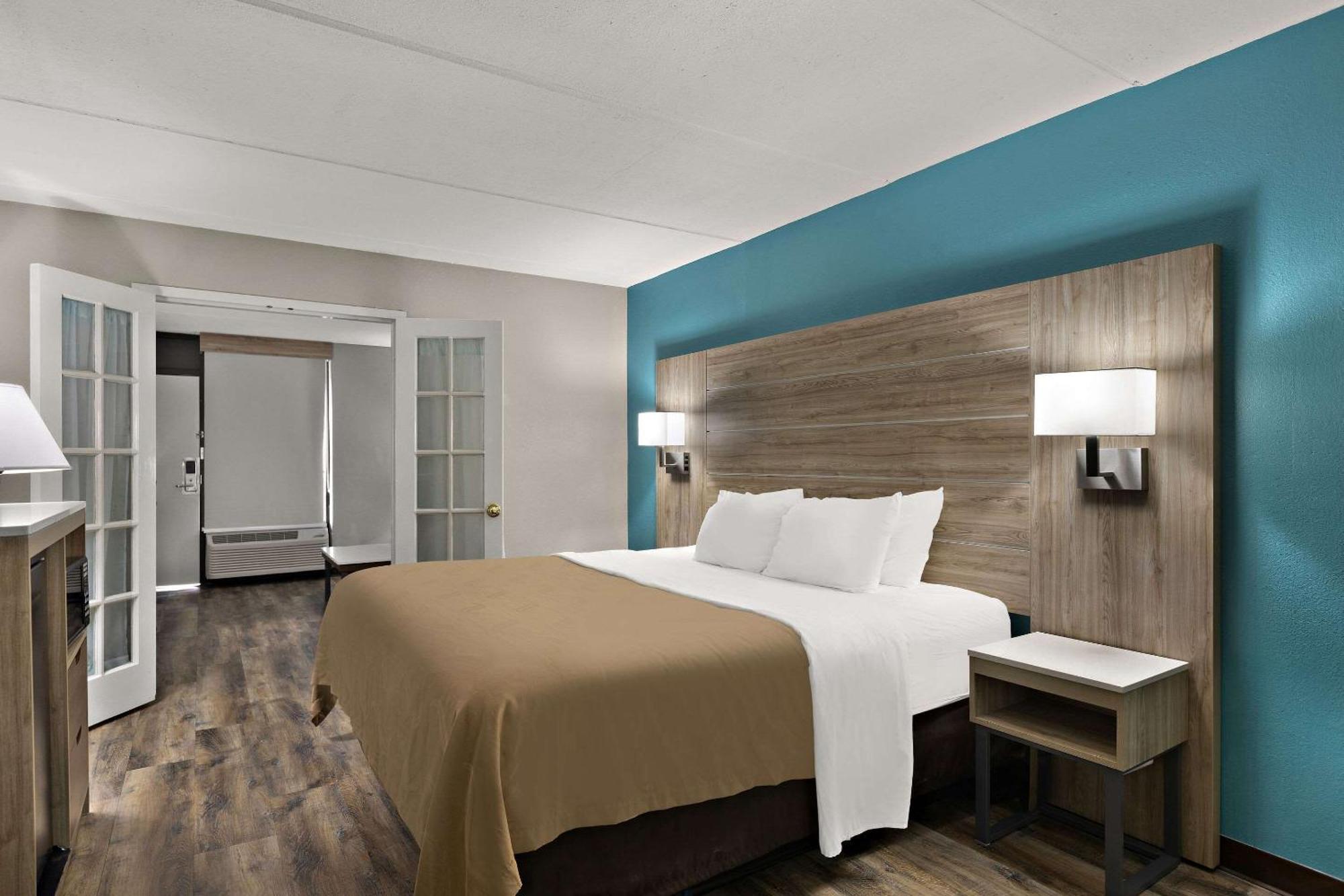 Quality Inn & Suites Vidalia Exterior photo