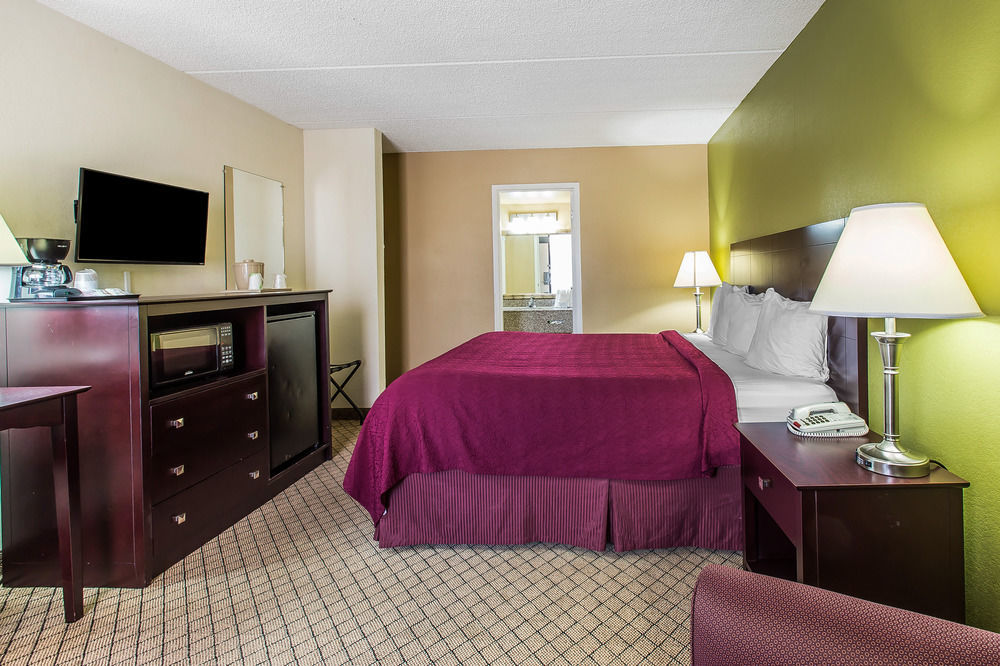 Quality Inn & Suites Vidalia Exterior photo