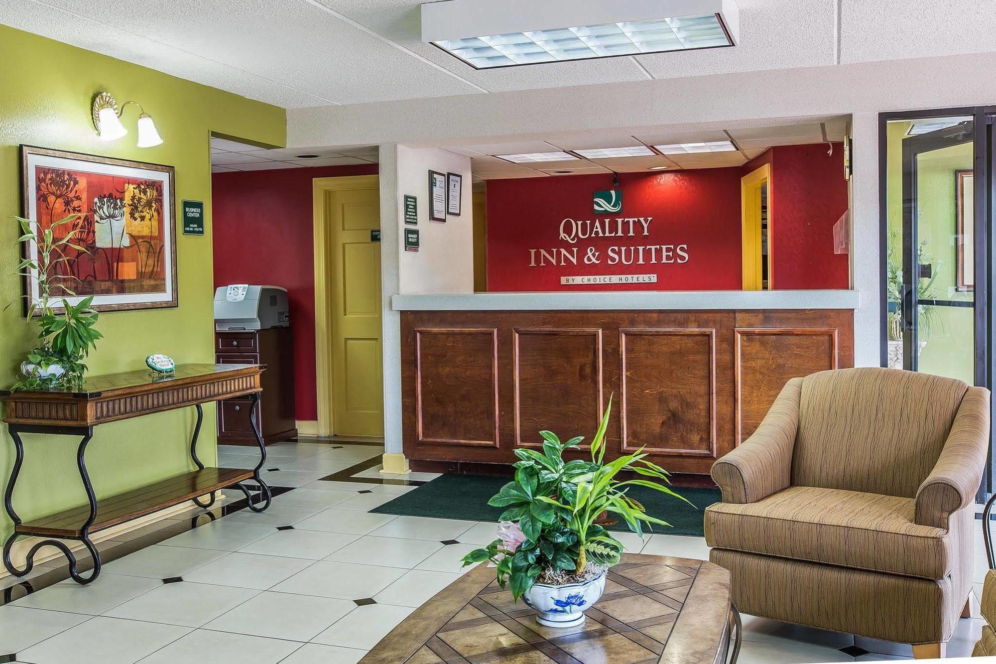 Quality Inn & Suites Vidalia Exterior photo